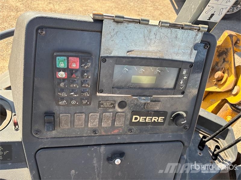 John Deere 310SL Tractopelle