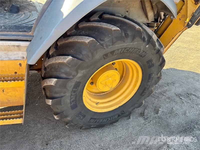 John Deere 310SL Tractopelle