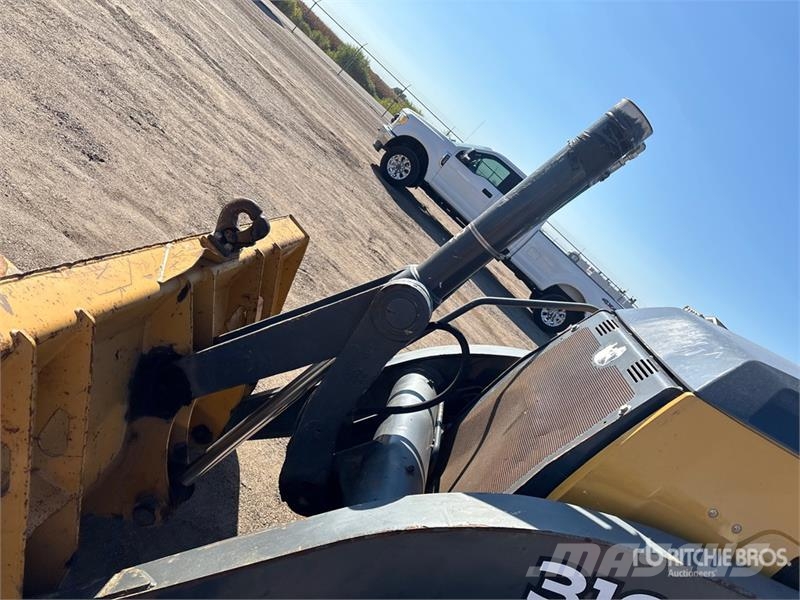 John Deere 310SL Tractopelle