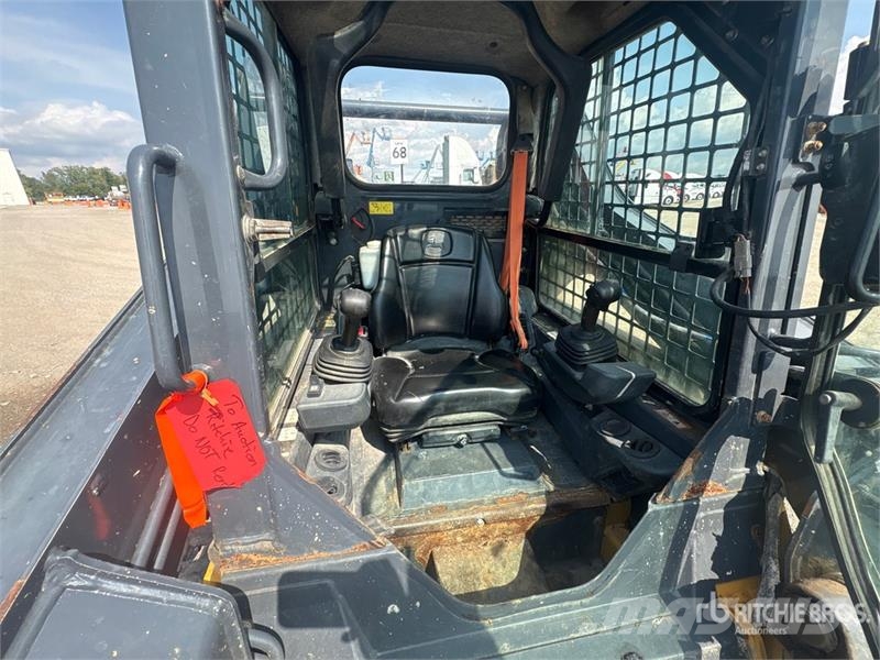 John Deere 317G Skid steer mini nakladalci