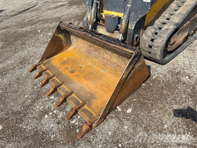 John Deere 317G Skid steer mini nakladalci