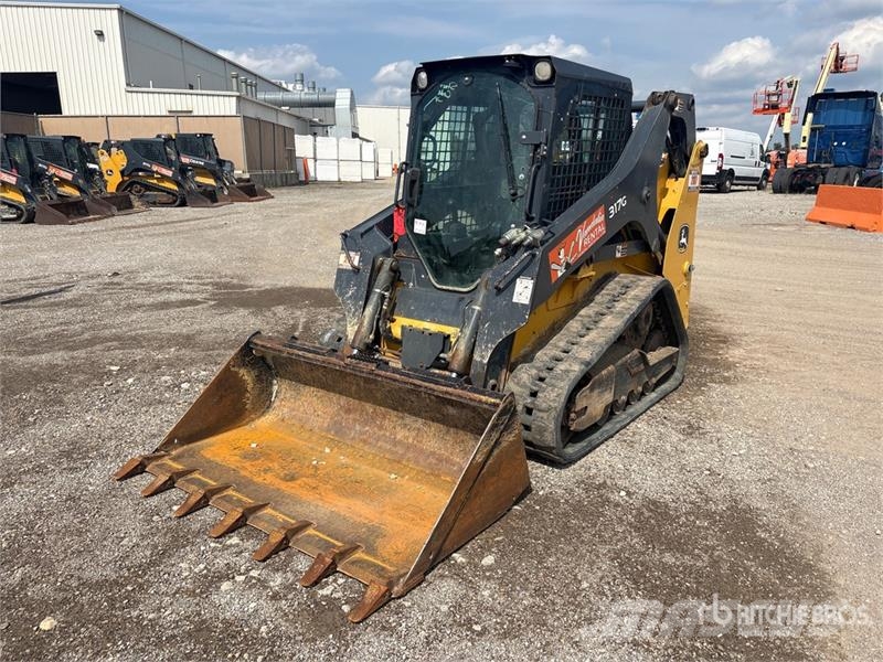 John Deere 317G Skid steer mini nakladalci