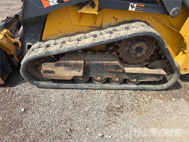 John Deere 317G Skid steer mini nakladalci