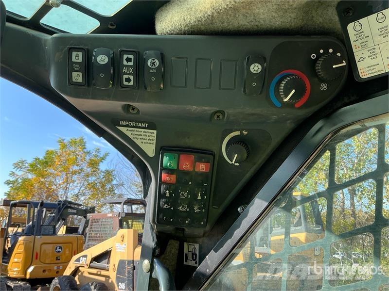 John Deere 325G Kompaktlader