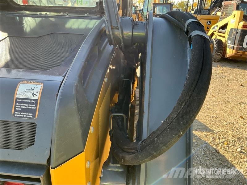 John Deere 325G Kompaktlader