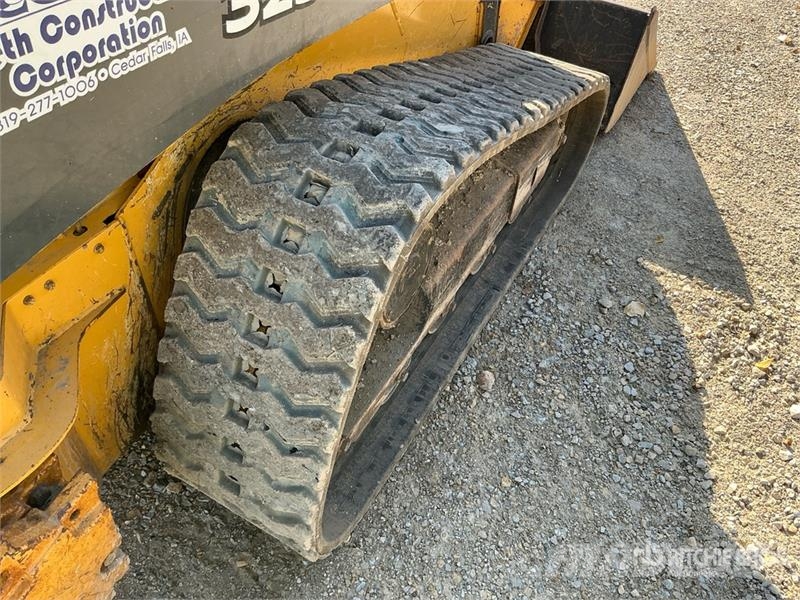 John Deere 325G Kompaktlader