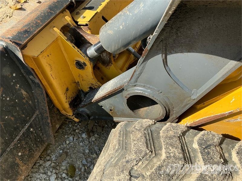 John Deere 331G Skid steer loaders