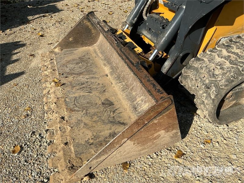 John Deere 331G Skid steer loaders
