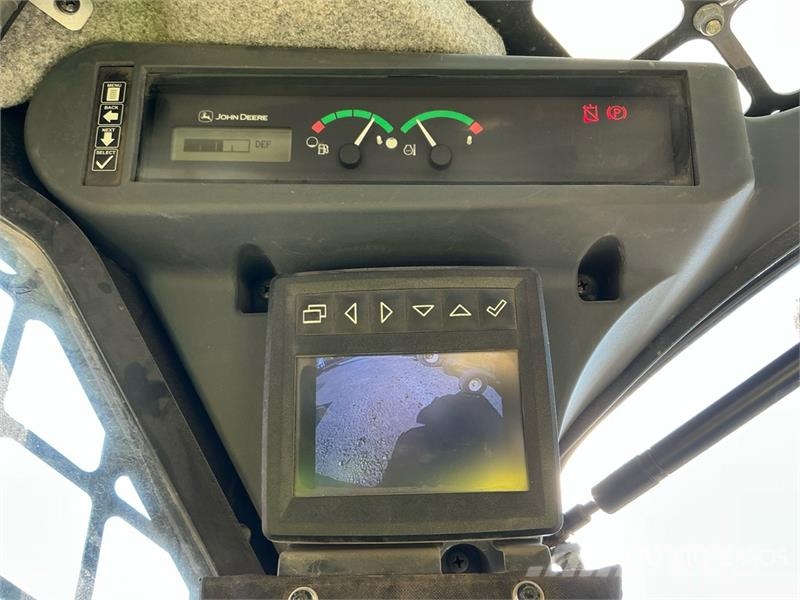 John Deere 331G Skid steer loaders