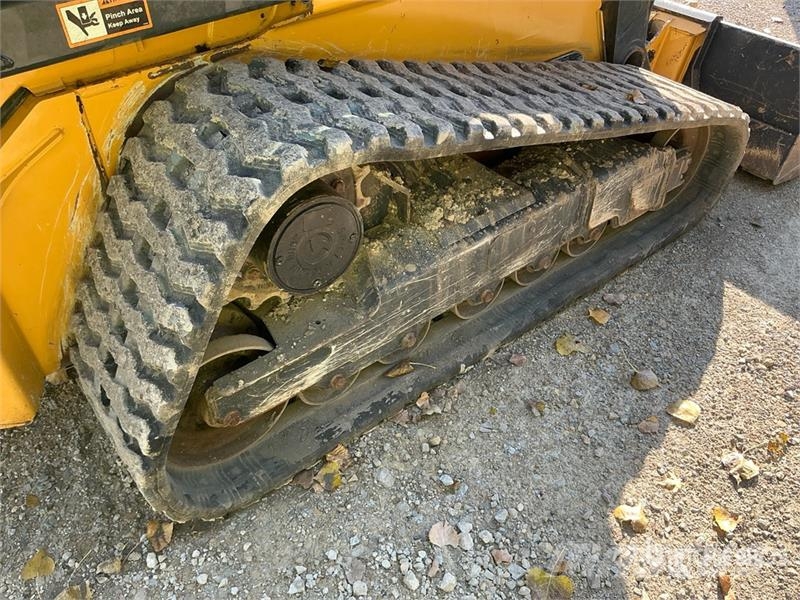 John Deere 331G Skid steer loaders
