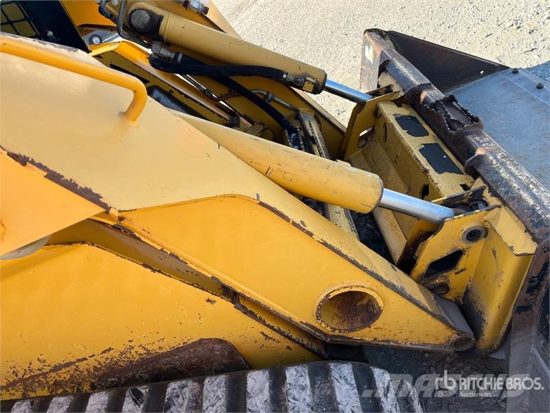 John Deere 332 Two-Speed Compact Track Loader Minicargadoras