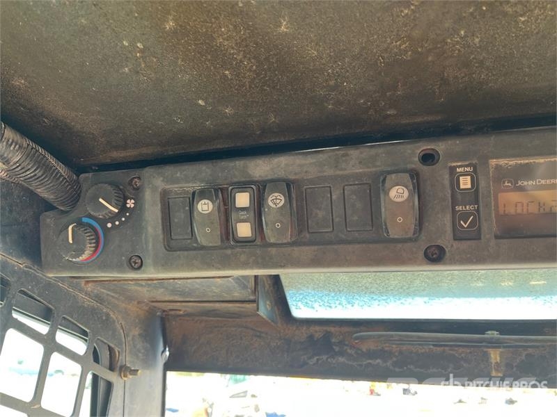 John Deere 332 Two-Speed Compact Track Loader Minicargadoras