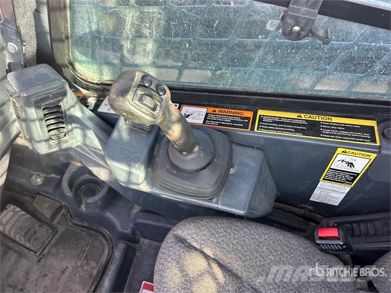 John Deere 332G Skid steer mini utovarivači