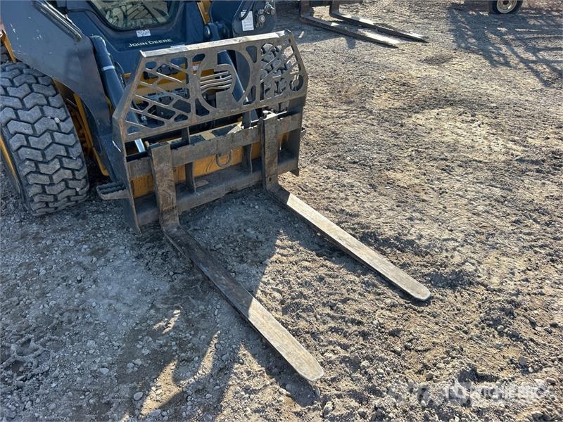 John Deere 332G Skid steer mini utovarivači