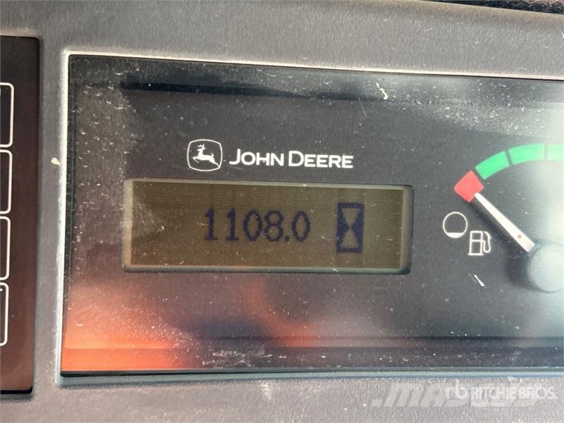 John Deere 332G Lietoti riteņu kompaktiekrāvēji