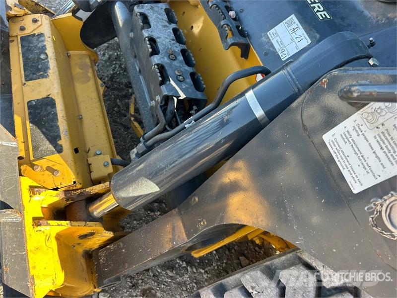 John Deere 332G Skid steer mini utovarivači