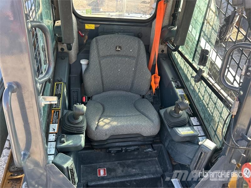John Deere 332G Skid steer mini utovarivači