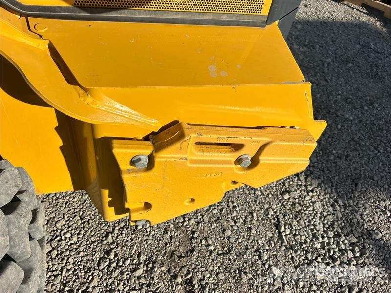 John Deere 332G Skid steer mini utovarivači