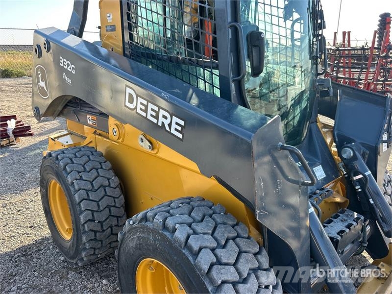 John Deere 332G Skid steer mini utovarivači
