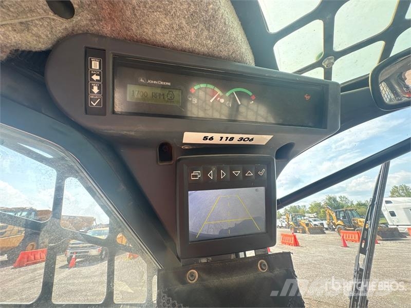 John Deere 333G Skid steer mini nakladalci