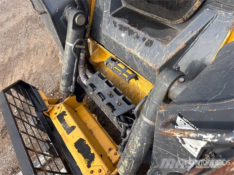 John Deere 333G Skid steer mini nakladalci