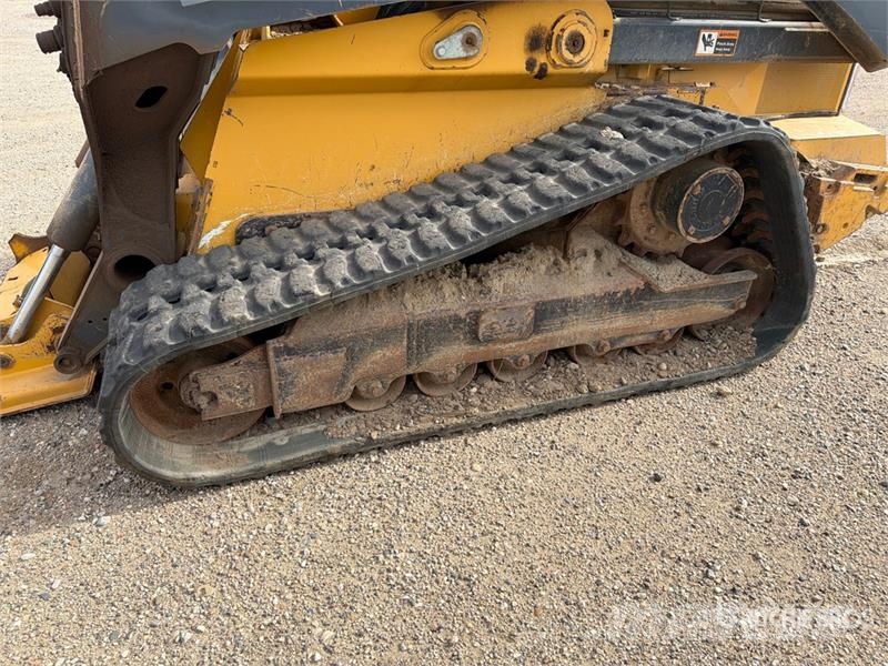 John Deere 333G Liukuohjatut kuormaajat