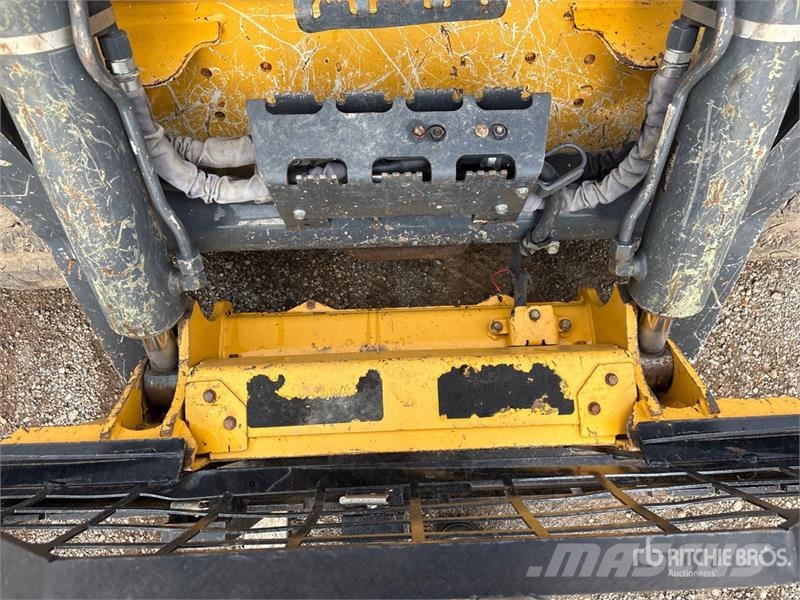 John Deere 333G Skid steer mini nakladalci
