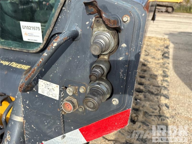 John Deere 333G Minicargadoras