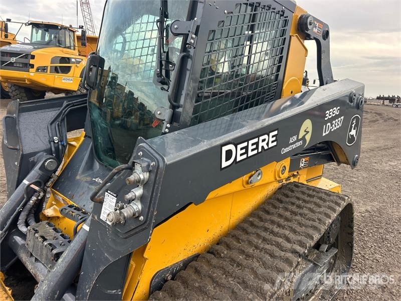 John Deere 333G Kompaktrakodók