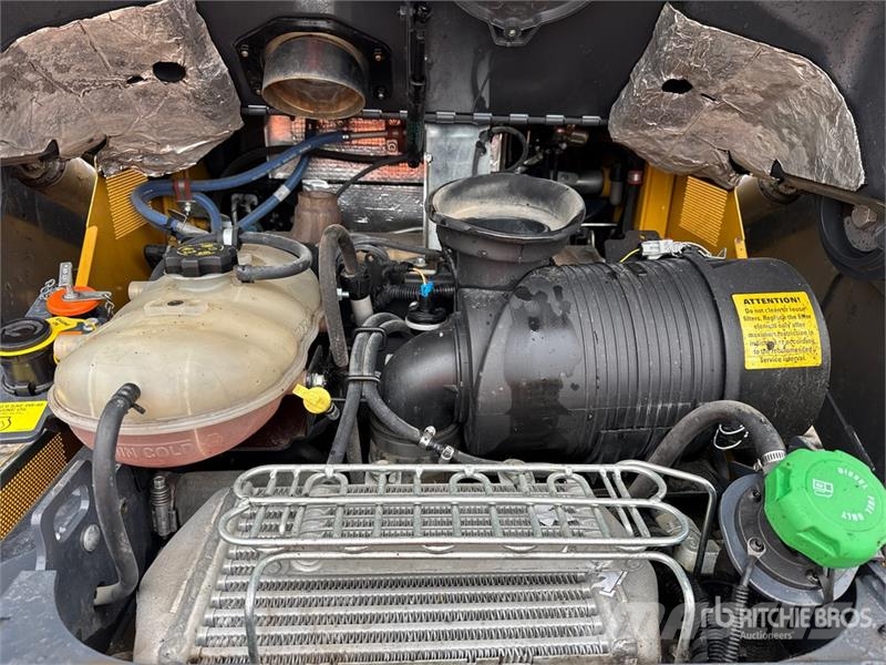John Deere 333G Мини товарачи