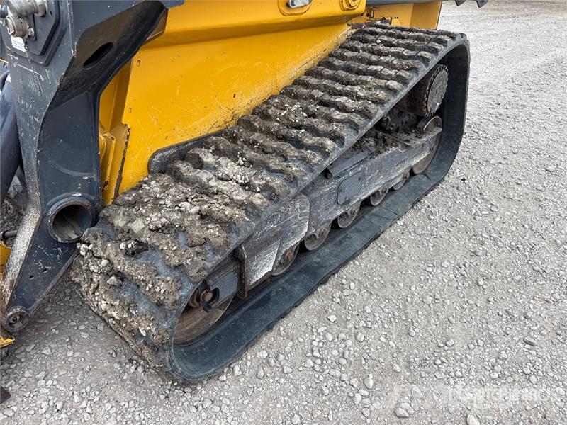 John Deere 333G Lietoti riteņu kompaktiekrāvēji