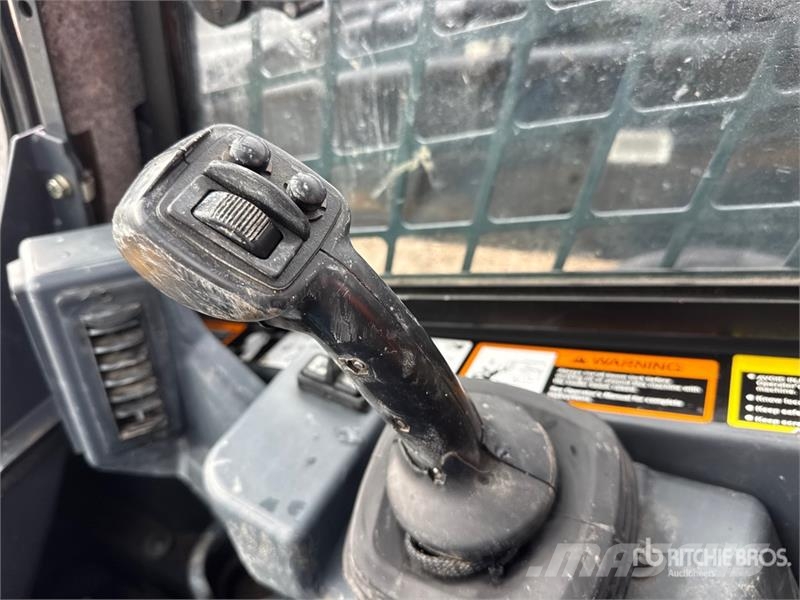 John Deere 333G スキッドステアローダー
