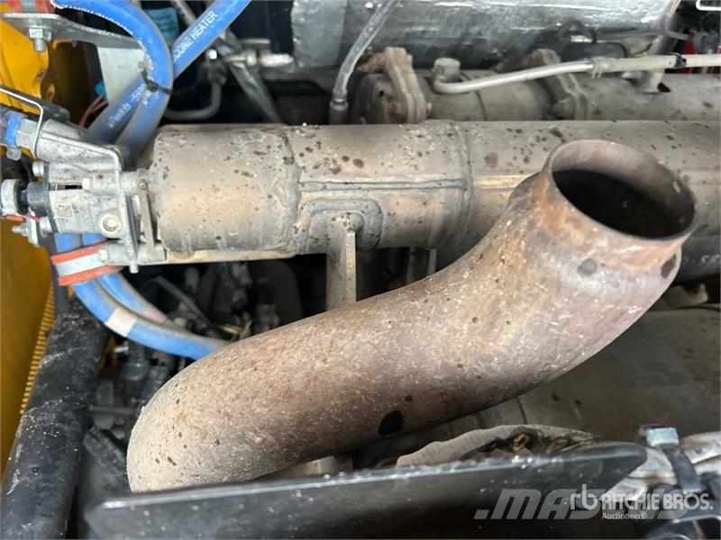 John Deere 333G Kompaktrakodók