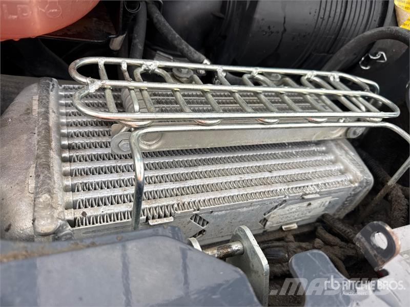 John Deere 333G スキッドステアローダー