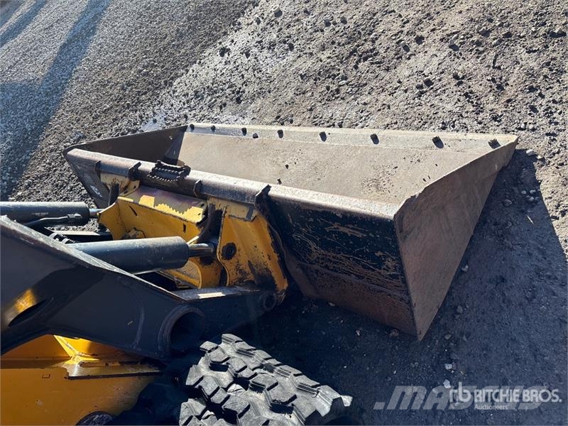 John Deere 333G Minicarregadeiras