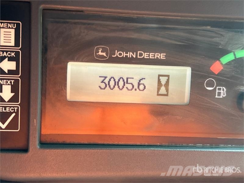 John Deere 333G Kompaktrakodók
