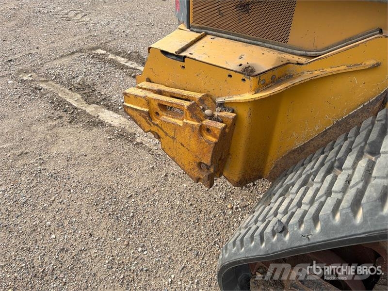 John Deere 333G Liukuohjatut kuormaajat