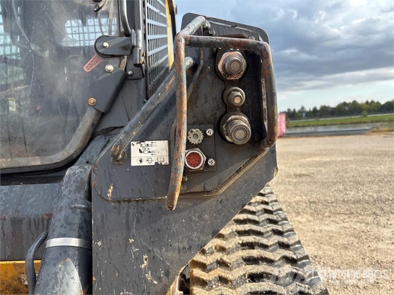 John Deere 333G Lietoti riteņu kompaktiekrāvēji