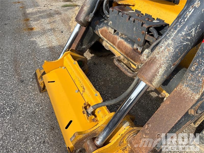 John Deere 333G Minicargadoras