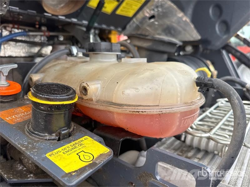 John Deere 333G スキッドステアローダー