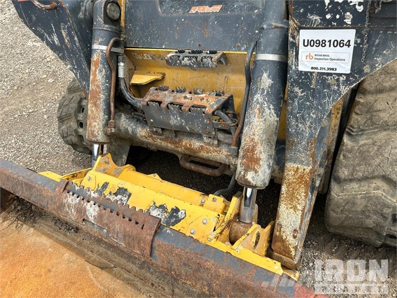John Deere 333G Skid steer mini nakladalci