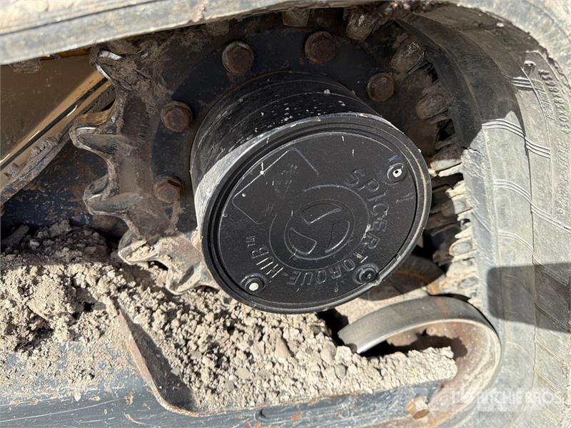 John Deere 333G لوادر انزلاقية التوجيه