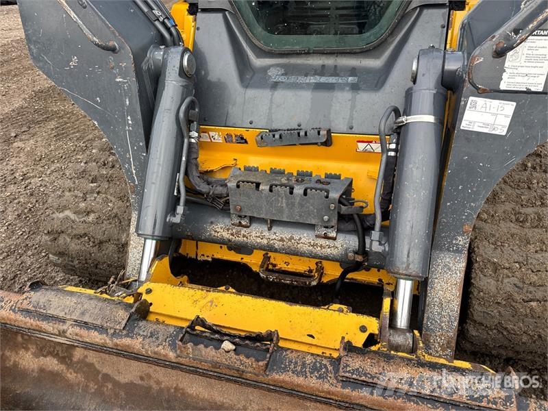 John Deere 333G スキッドステアローダー