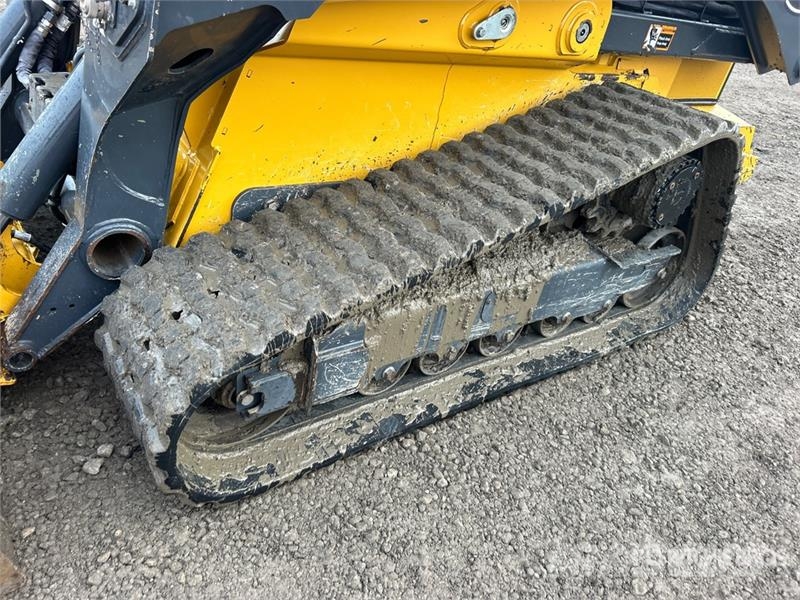 John Deere 333G Kompaktrakodók