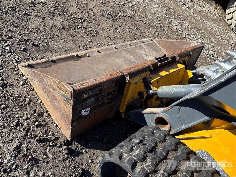 John Deere 333G Minicarregadeiras