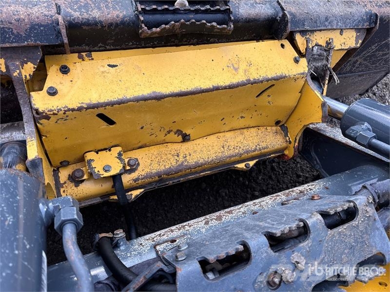 John Deere 333G スキッドステアローダー