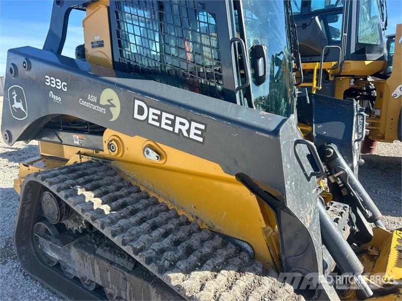 John Deere 333G Мини-погрузчики