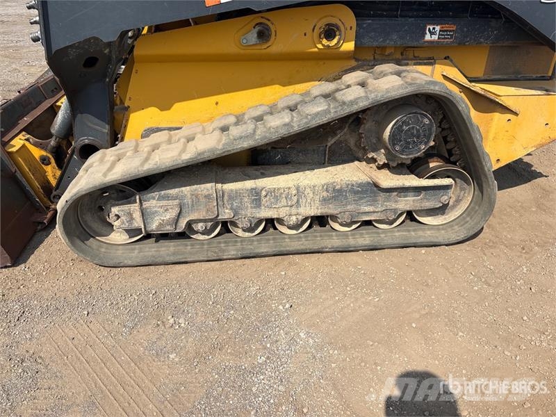 John Deere 333G Skid steer mini nakladalci