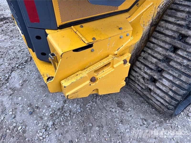 John Deere 333G Мини товарачи