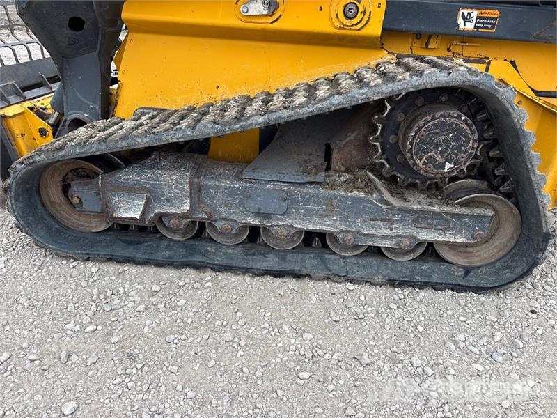 John Deere 333G Lietoti riteņu kompaktiekrāvēji